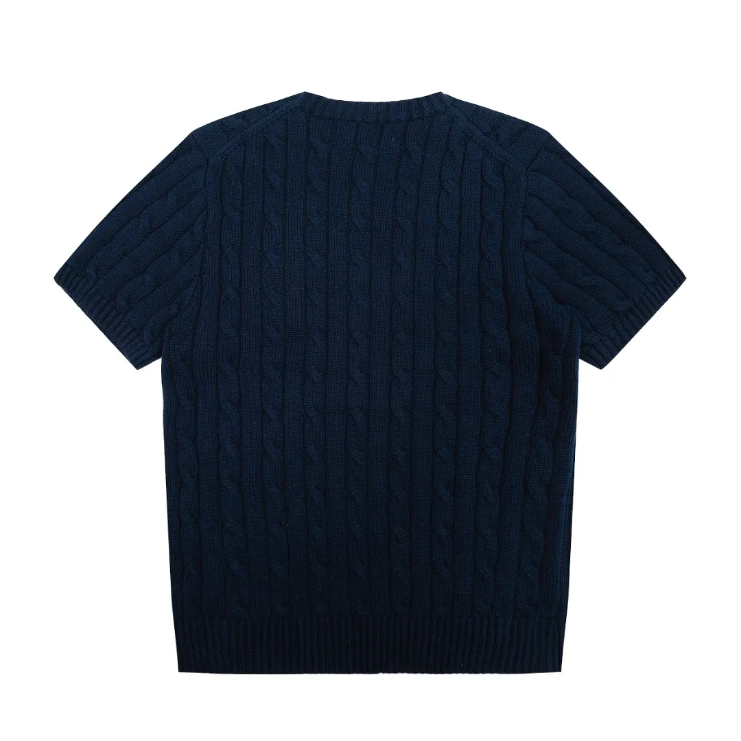 P154 💰 "Top quality" Style number: DS222# (not off the shelves all year round) [Ralph Lauren round neck pocket style solid color pony embroidered logo knitted short sleeves] ✅Ralph Lauren Ralph Lauren classic basic pocket all-match style goddess knitted short sleeves for all seasons ✅Main supplier platform live broadcast Wholesale entity Replenish when out of stock Not off the shelf ✅ZP quality 1:1 version Scan the code to enter the GF website Counter quality ✅Details and quality are the only one in Guangzhou. Imported quality cotton yarn, focusing on high-end, cost-effective, good quality needless to say. ✅The version is restored to the original order. The maximum size can be worn up to 160 pounds. Loose, comfortable and stress-free. ✅The upper body is simple and easy to match. A must-have for goddess ootd. Good-looking clothes are never picky. A must-have in the goddess’ wardrobe. Size: S-XL. Color: White, almond, purple, orange, gray, yellow, black, khaki, pink, navy, rose, green. Chinese red olive green light blue white label light blue blue label